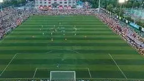 进攻策略与市场定位冲突解析