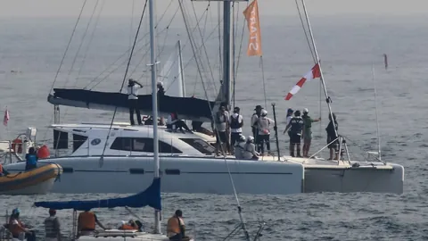 西汉姆联与曼城1-1握手言和，福登进球斯特林错失绝杀机会